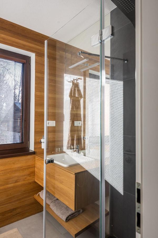 Lucnica Apartments Тале Экстерьер фото